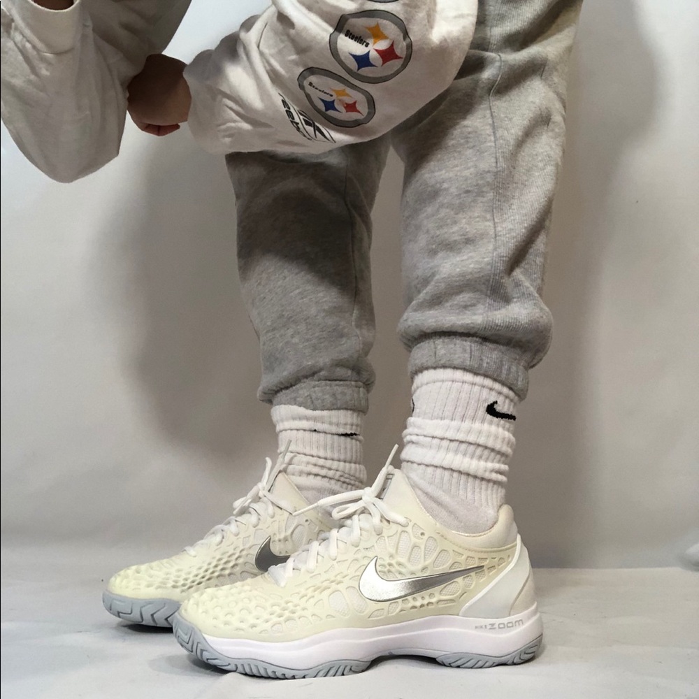 NIKE ZOOM CAGE 3 HC